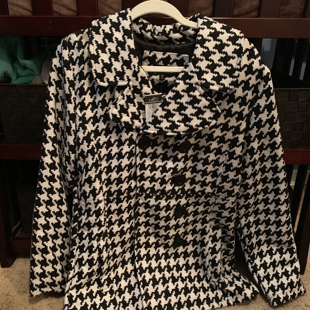 NWT Rue21 Black and White Pea Coat